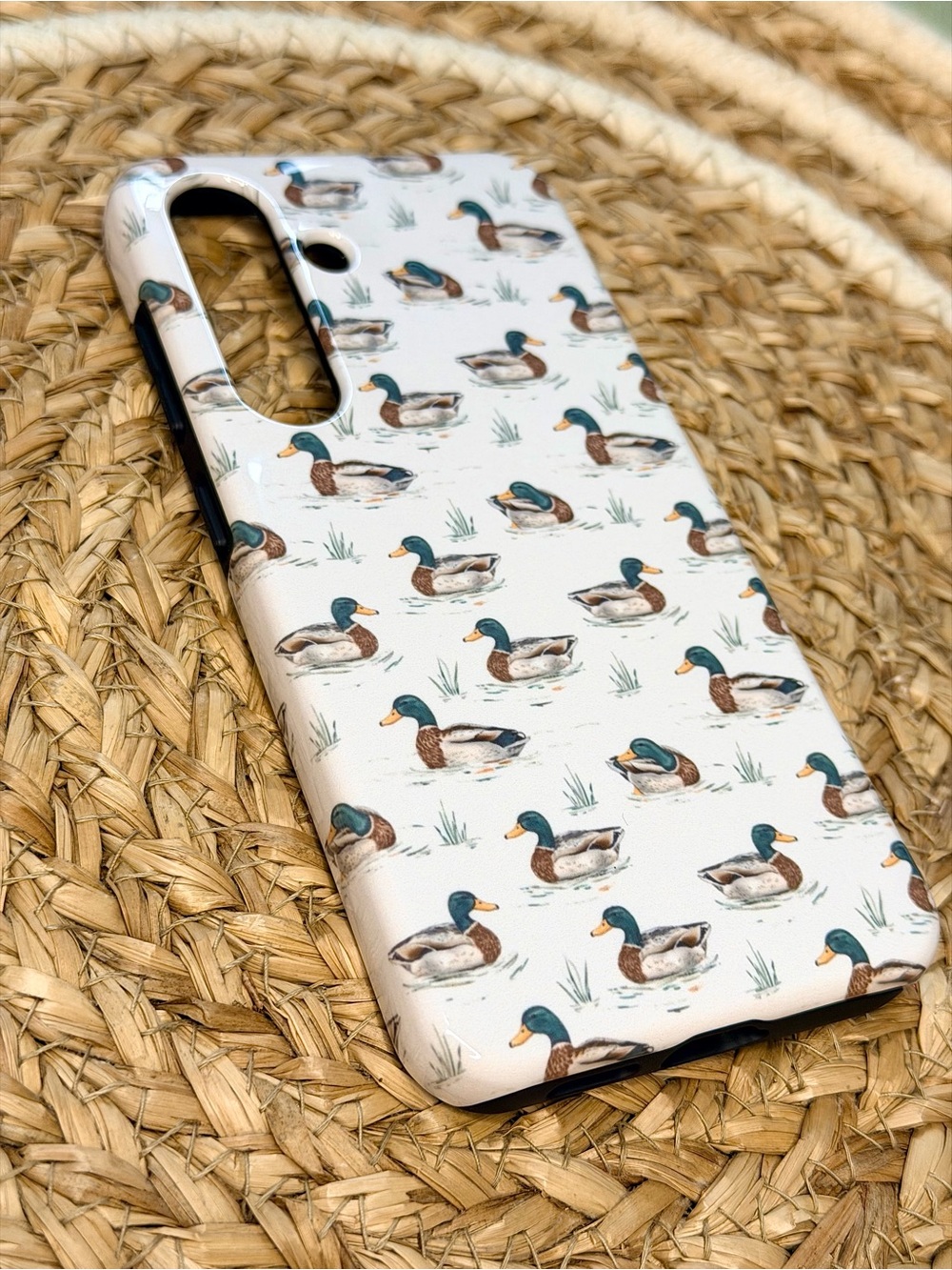 Samsung Galaxy S25 White Duck-Pattern Phone Case